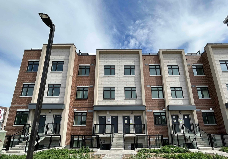 1075-douglas-mccurdy-comm-road-mississauga-ontario-w7360076