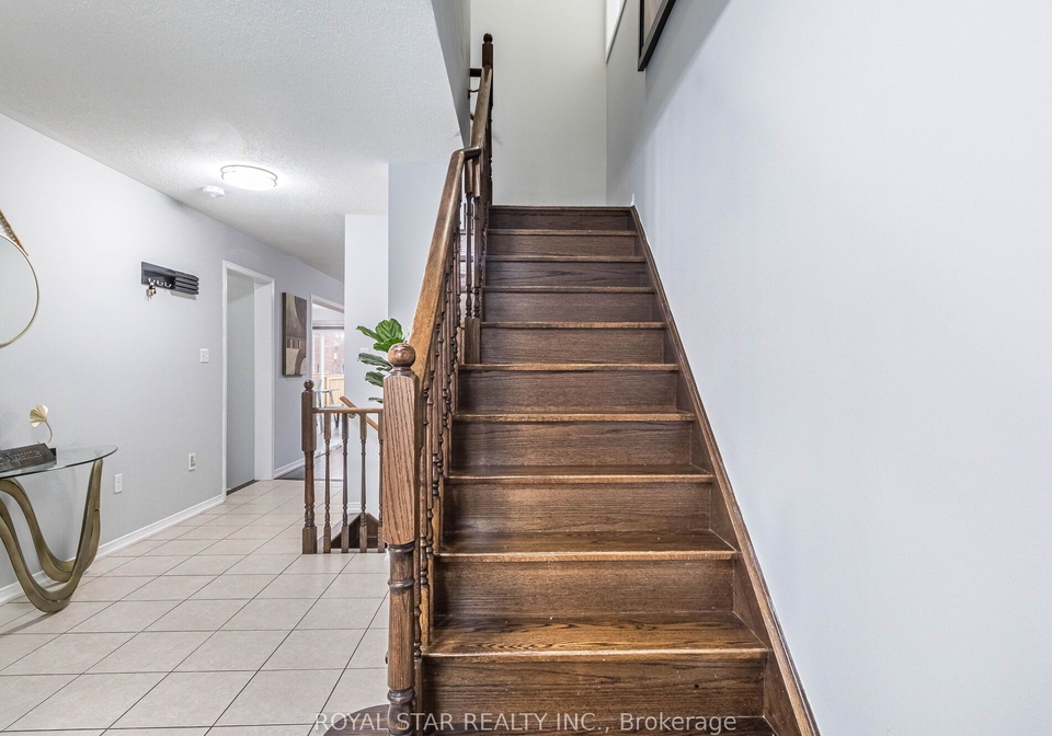 6-oklahoma-drive-brampton-ontario-w7384814