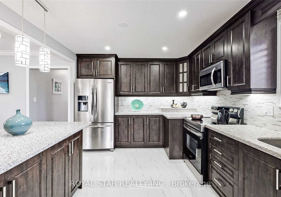 6-fidelia-crescent-brampton-ontario-w8013626