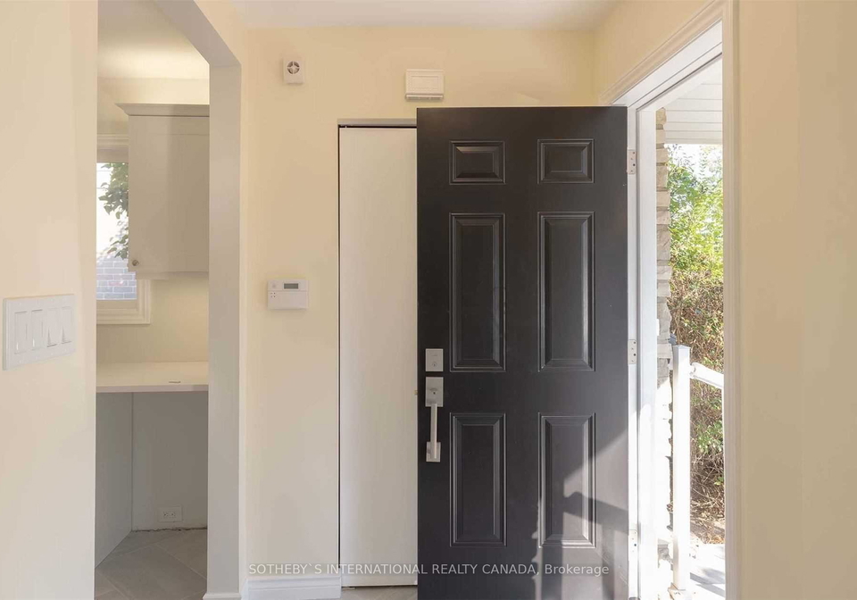 3315-nadine-crescent-mississauga-ontario-w8036178