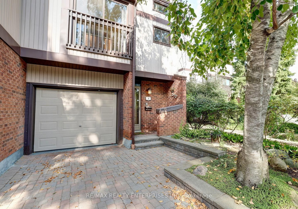 1020-walden-circle-mississauga-ontario-w8065556