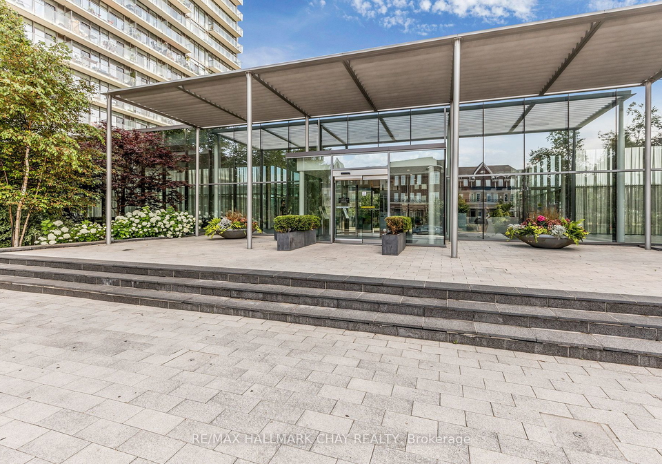 105-the-queensway-avenue-w-toronto-ontario-w8079872