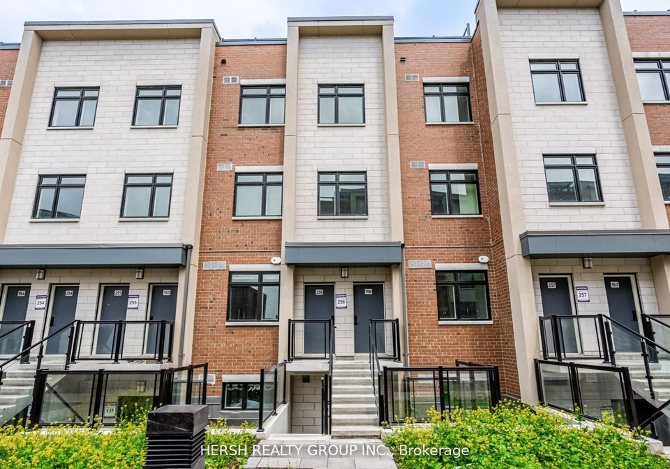 1095-douglas-mccurdy-comm-mississauga-ontario-w8118338