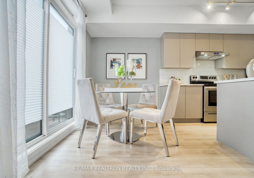 3066-sixth-line-oakville-ontario-w8130814
