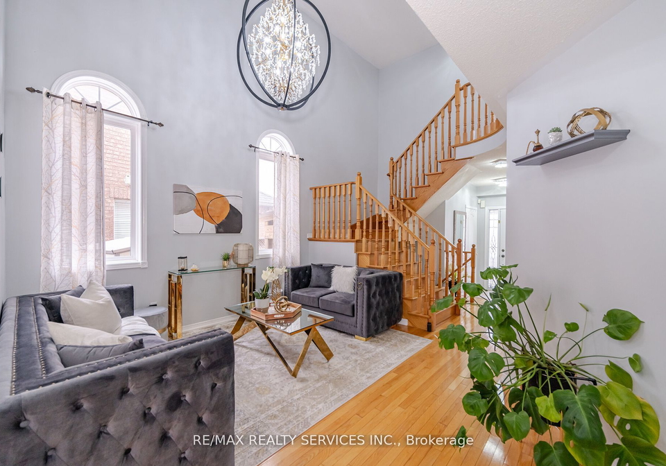 30-queen-mary-drive-brampton-ontario-w8157868