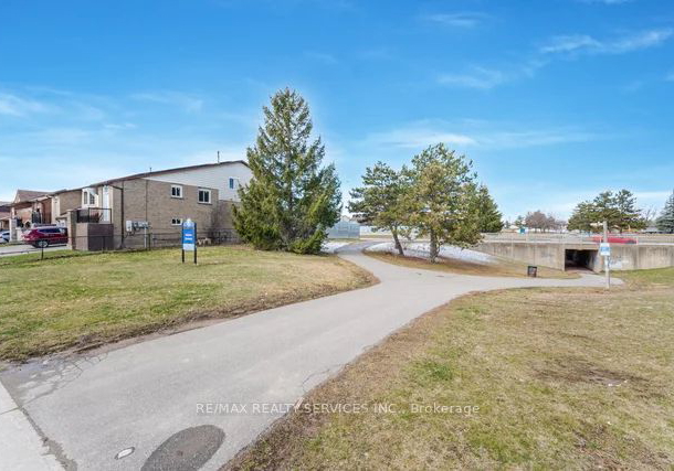415-hansen-road-n-brampton-ontario-w8161396