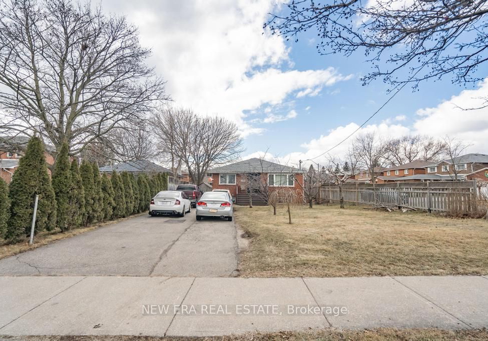 1362-cawthra-road-mississauga-ontario-w8242616