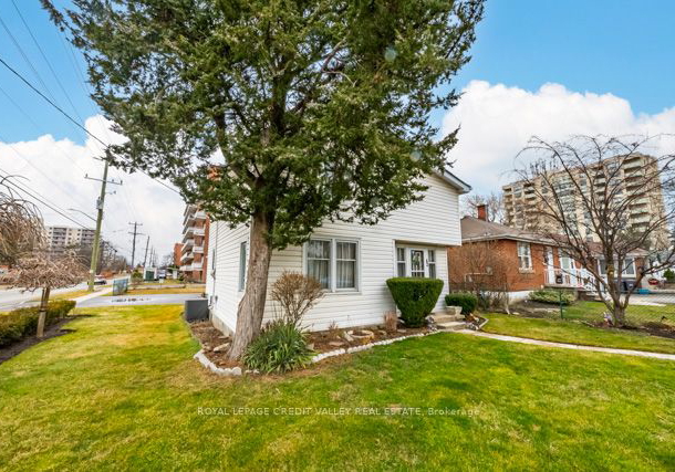42-beech-street-brampton-ontario-w8248988