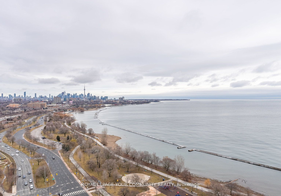 1926-lake-shore-boulevard-toronto-ontario-w8308634