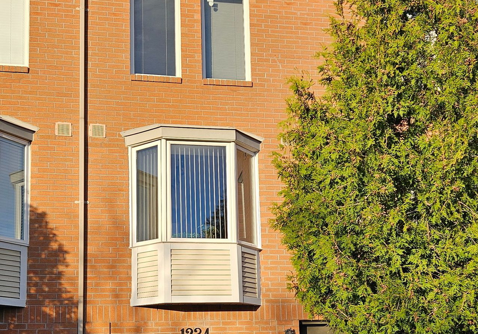 1234-upper-village-drive-mississauga-ontario-w8491294