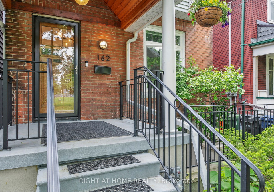 162-bartlett-avenue-toronto-ontario-w9056431