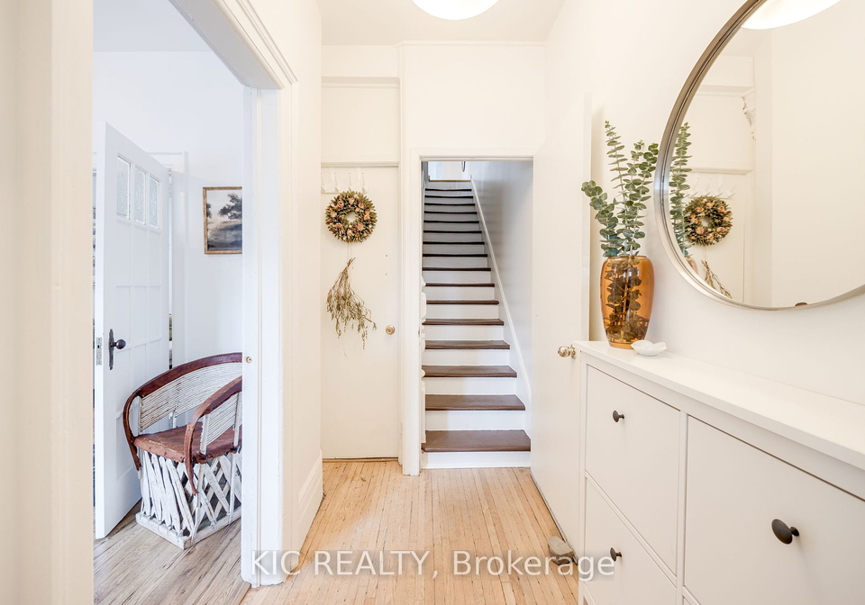 6-melville-avenue-toronto-ontario-w9240914