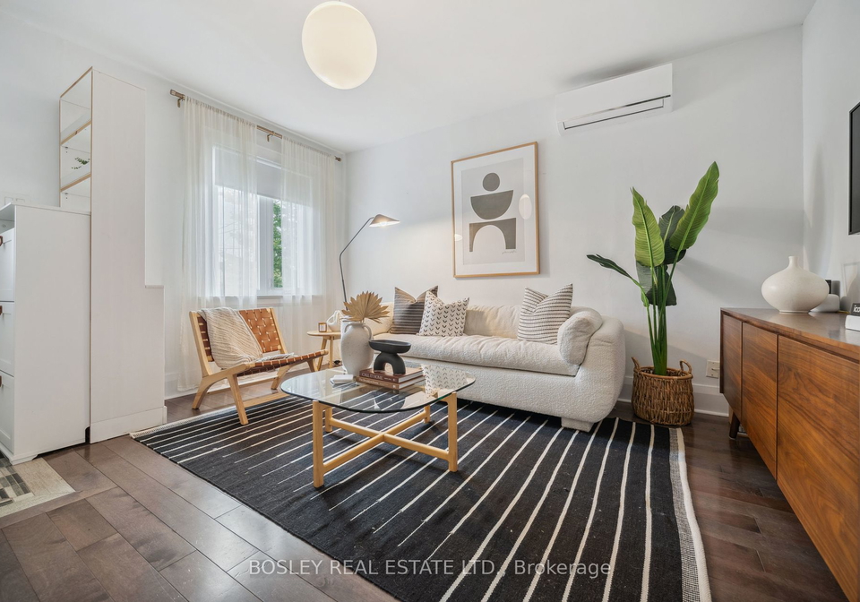 23-white-avenue-toronto-ontario-w9241956