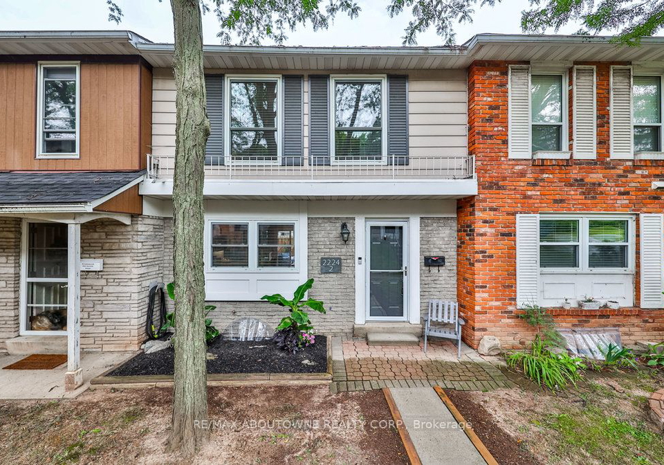 2224-upper-middle-road-burlington-ontario-w9244930