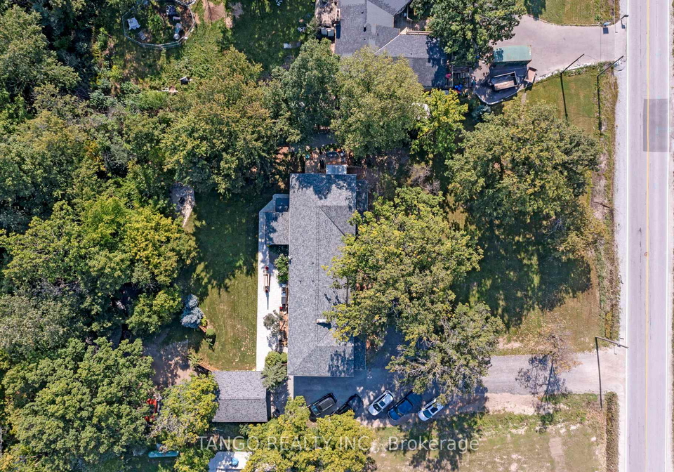 6739-fifth-line-s-milton-ontario-w9305360