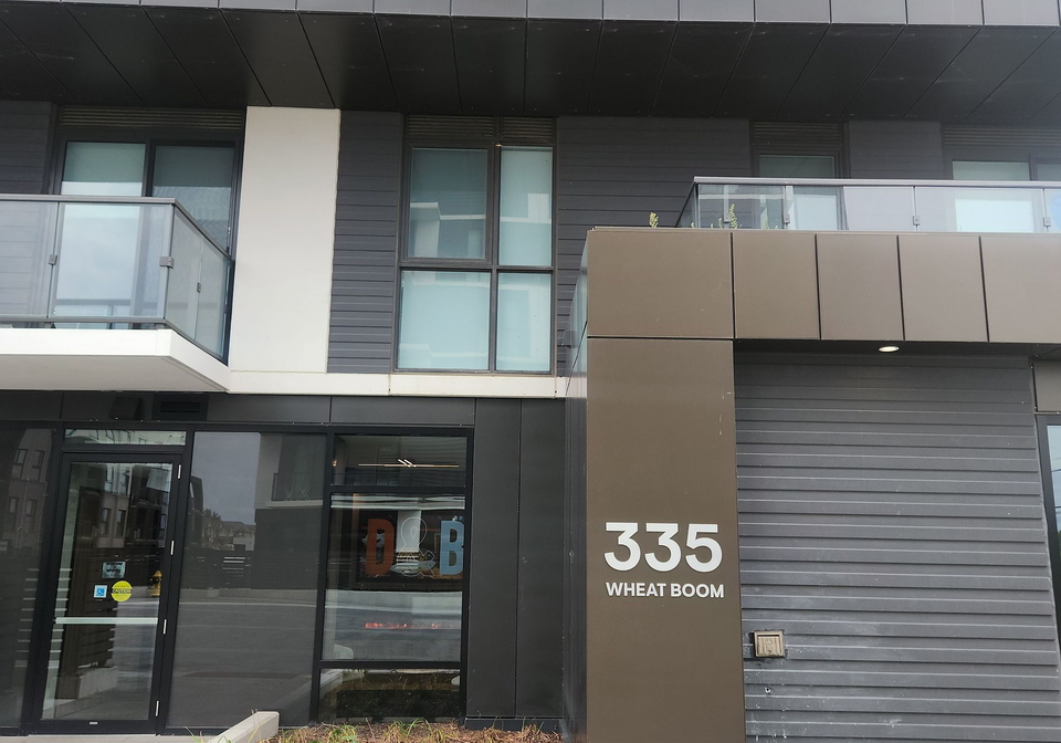 335-wheat-boom-drive-s-oakville-ontario-w9343690