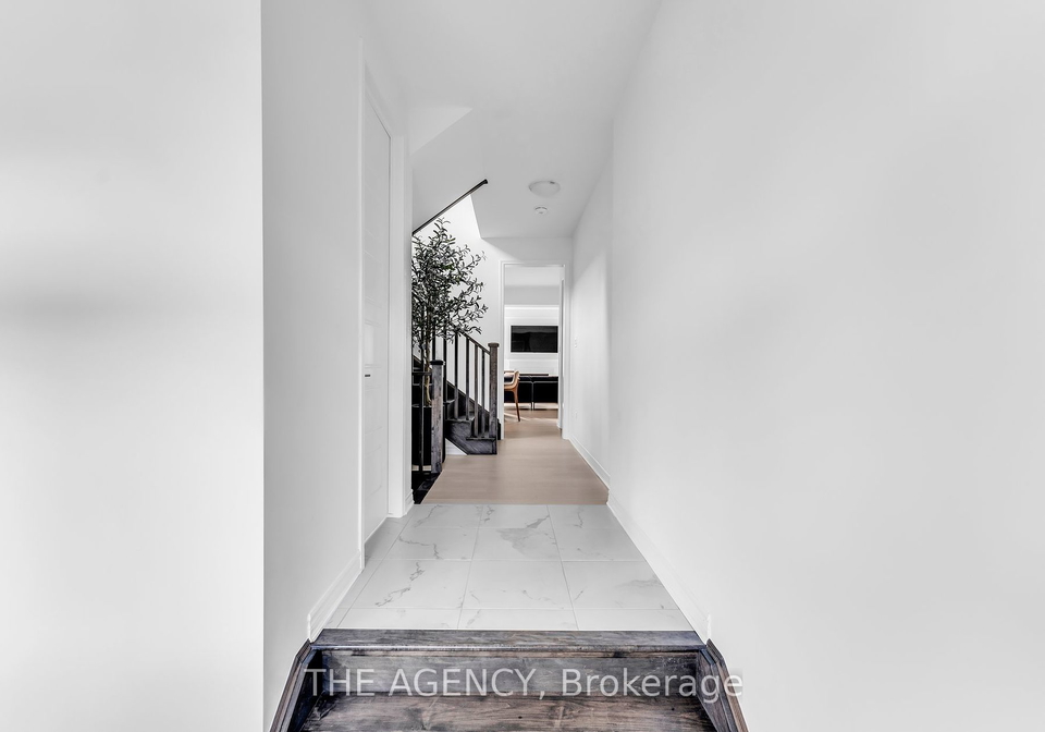495-violet-gate-milton-ontario-w9344409