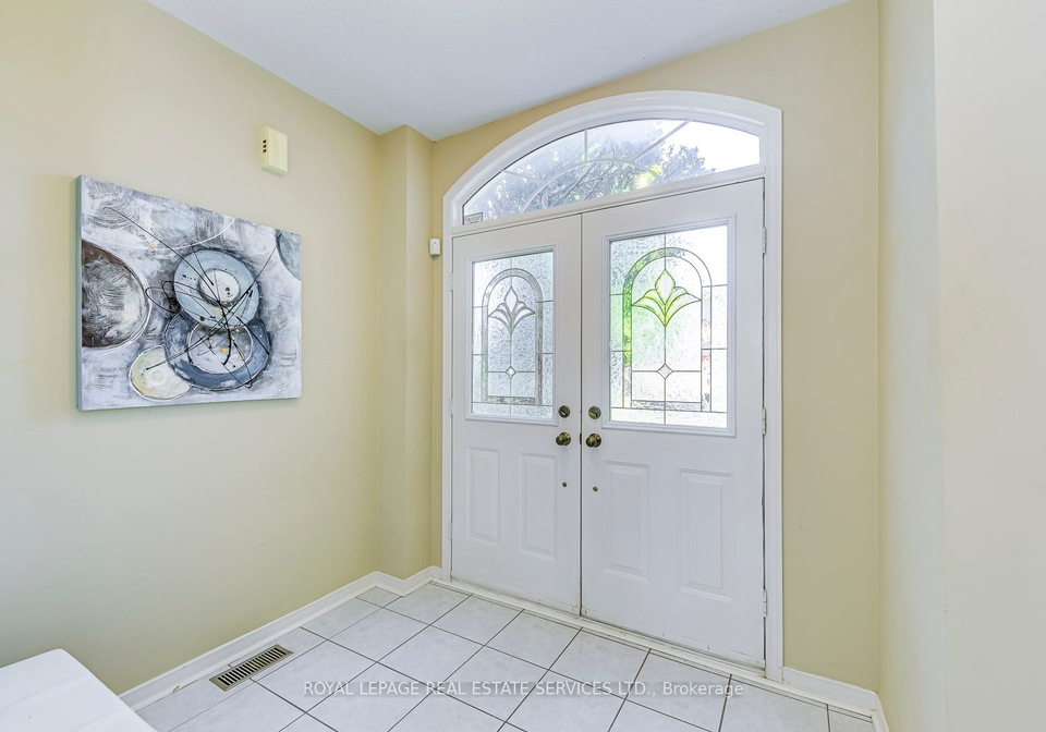 2026-laurelcrest-place-oakville-ontario-w9349851
