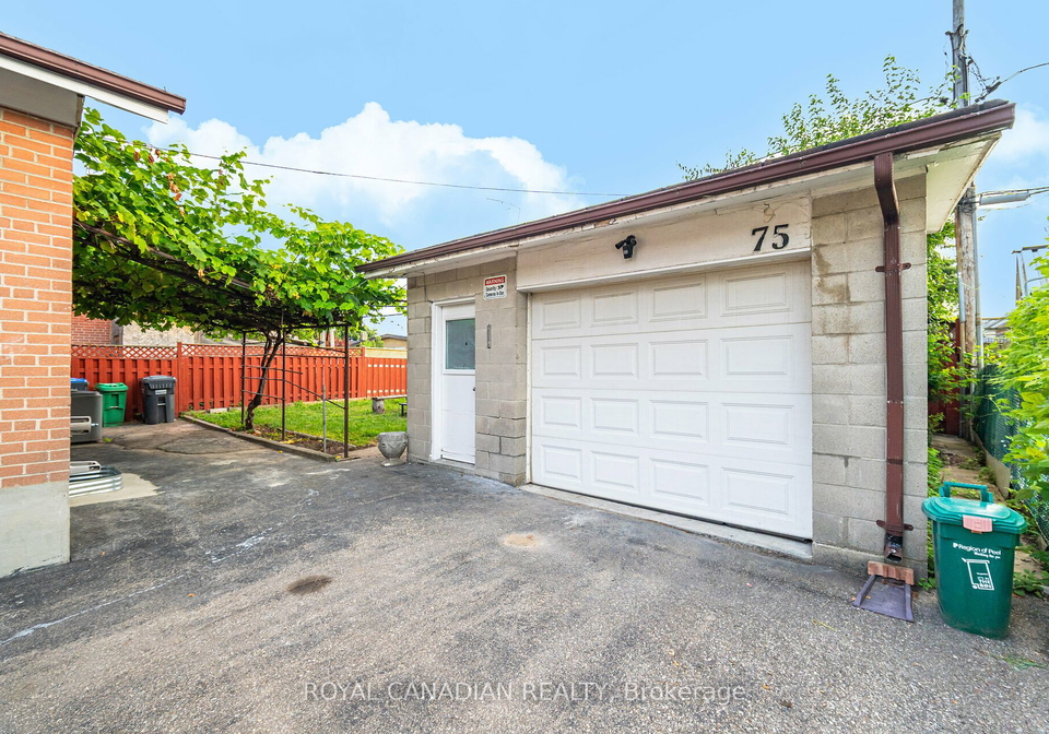 75-mcmurchy-avenue-s-brampton-ontario-w9353441