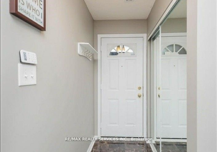 4950-rathkeale-road-mississauga-ontario-w9362687