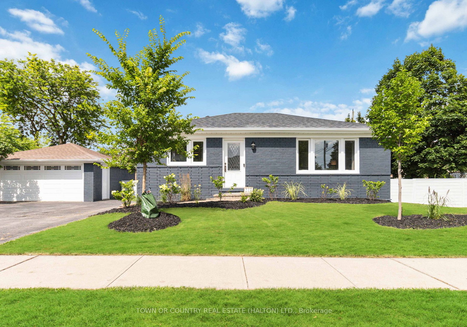217-elm-avenue-milton-ontario-w9369736