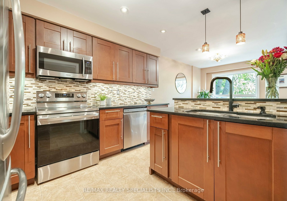 8305-mclaughlin-road-brampton-ontario-w9379016