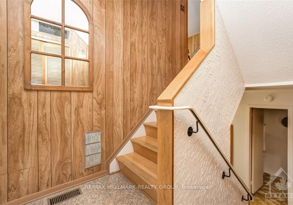 168-salter-crescent-kanata-ontario-x10396575