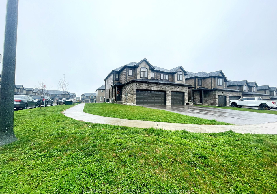 169-links-crescent-woodstock-ontario-x10406887
