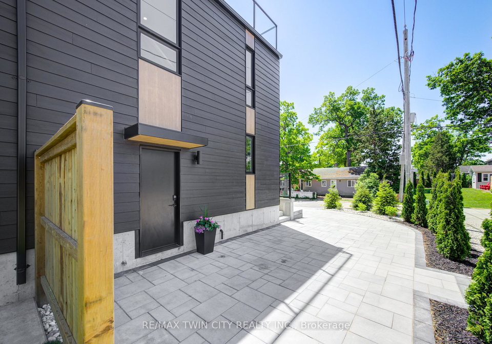 57-centre-street-lambton-shores-ontario-x10418615