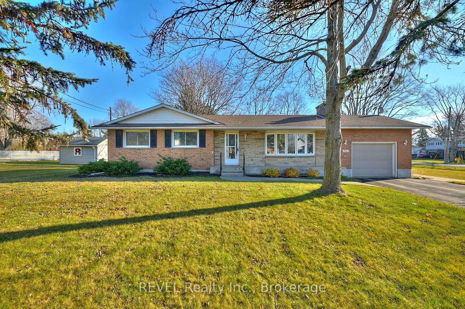 1112-kennedy-drive-fort-erie-ontario-x10429494