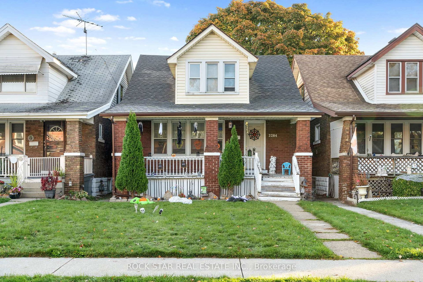 2284-fraser-avenue-windsor-ontario-x10432908