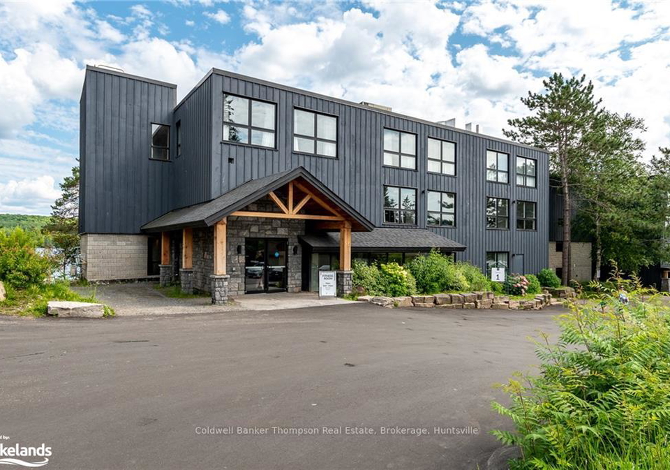 1235-deerhurst-bayshore-huntsville-ontario-x10436719