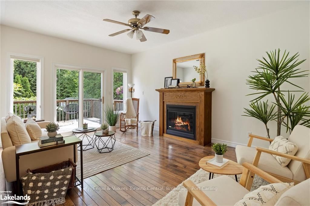 8-kirbys-way-huntsville-ontario-x10437838