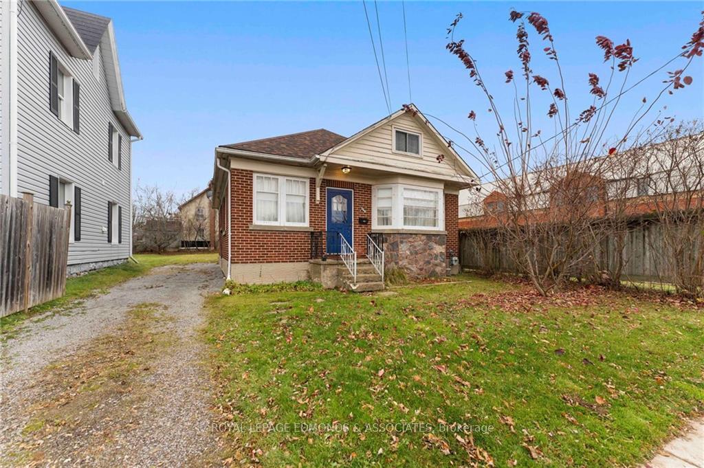 366-isabella-street-pembroke-ontario-x10442441