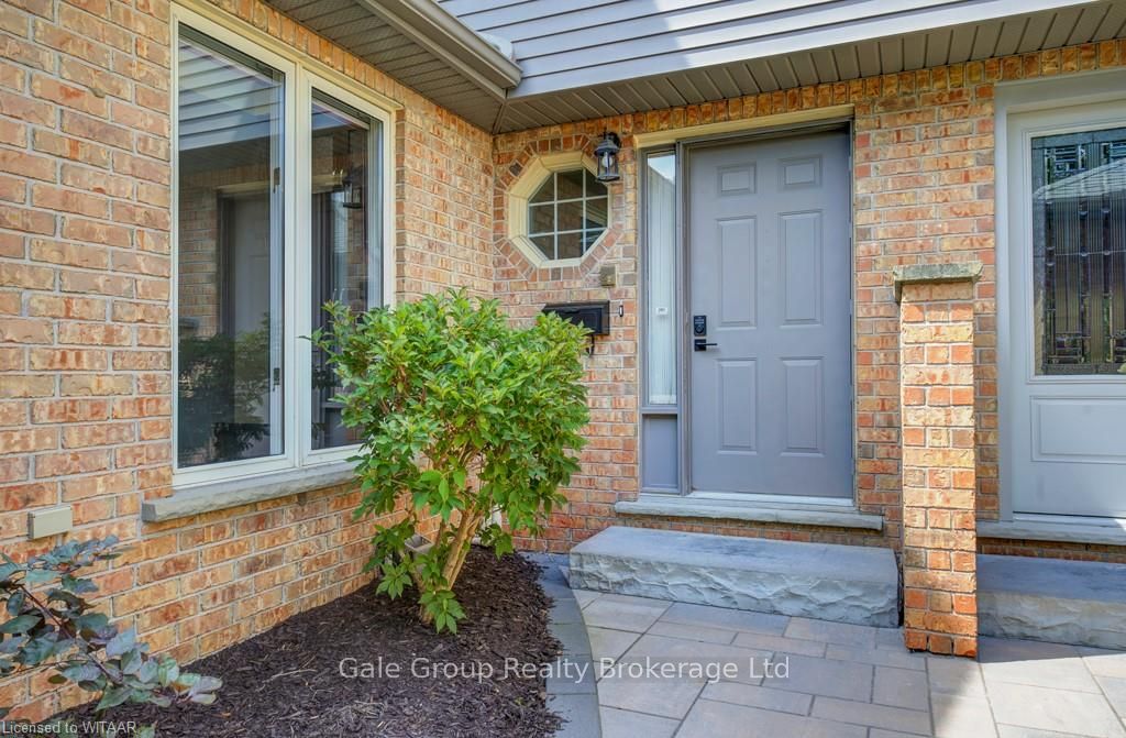 667-lansdowne-avenue-woodstock-ontario-x10745673
