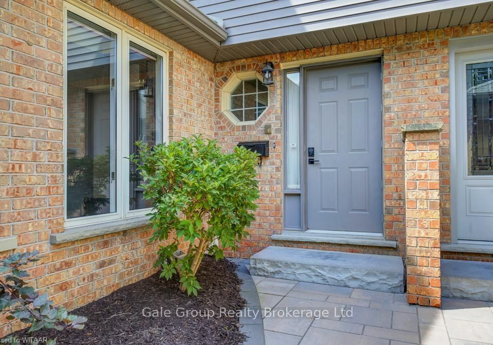 667-lansdowne-avenue-woodstock-ontario-x10745673
