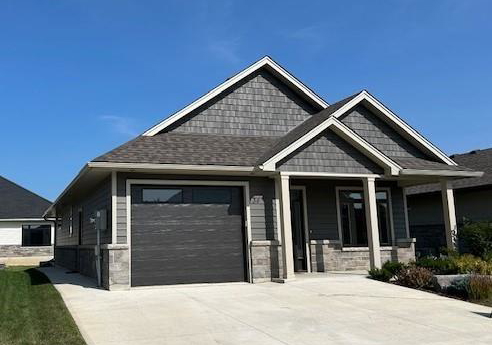 34-upper-thames-lane-west-perth-ontario-x10779933