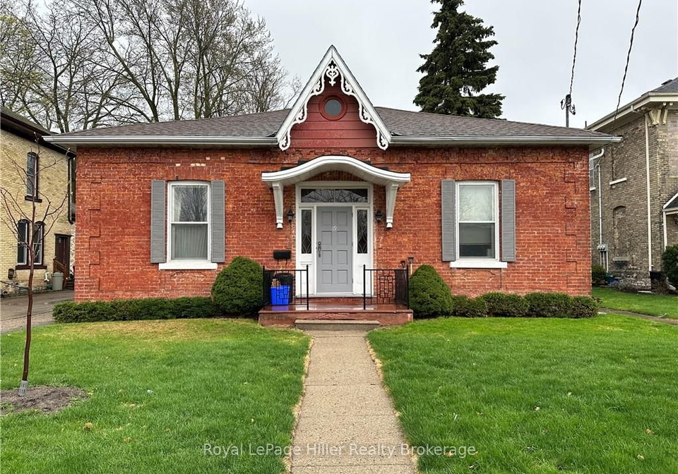 19-grange-street-stratford-ontario-x10780221
