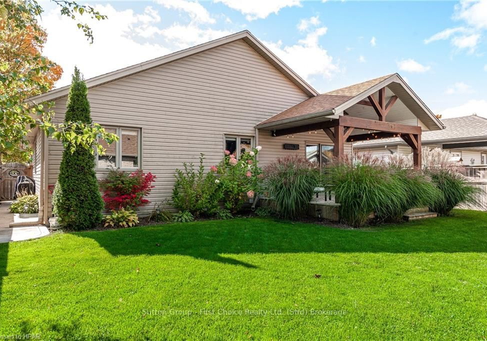 39-eleanor-street-west-perth-ontario-x10780621