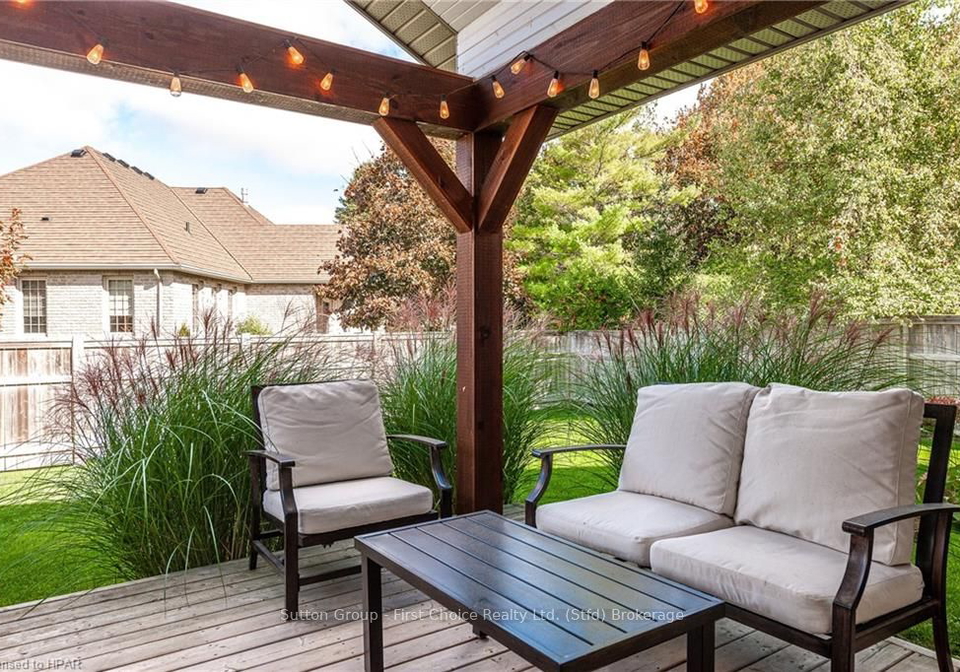 39-eleanor-street-west-perth-ontario-x10780621