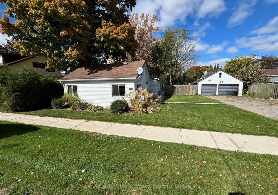130-richmond-street-south-huron-ontario-x10780690