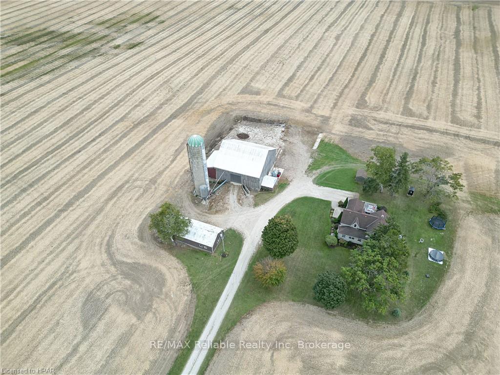 84210-hoover-line-north-huron-ontario-x10781168
