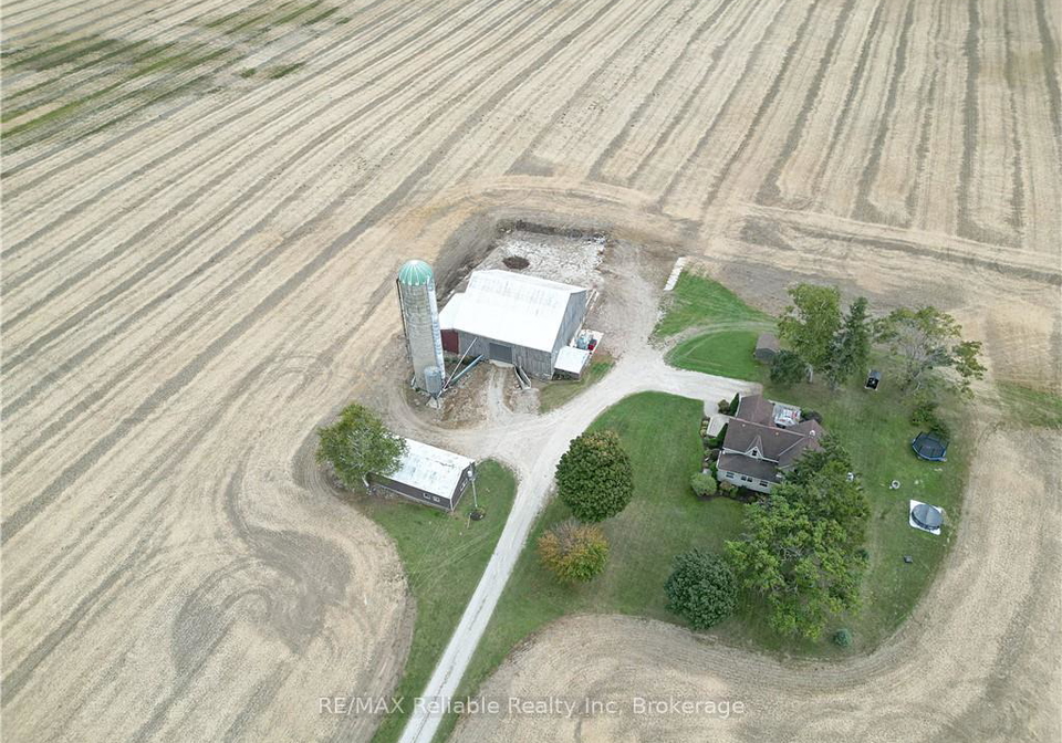 84210-hoover-line-north-huron-ontario-x10781168