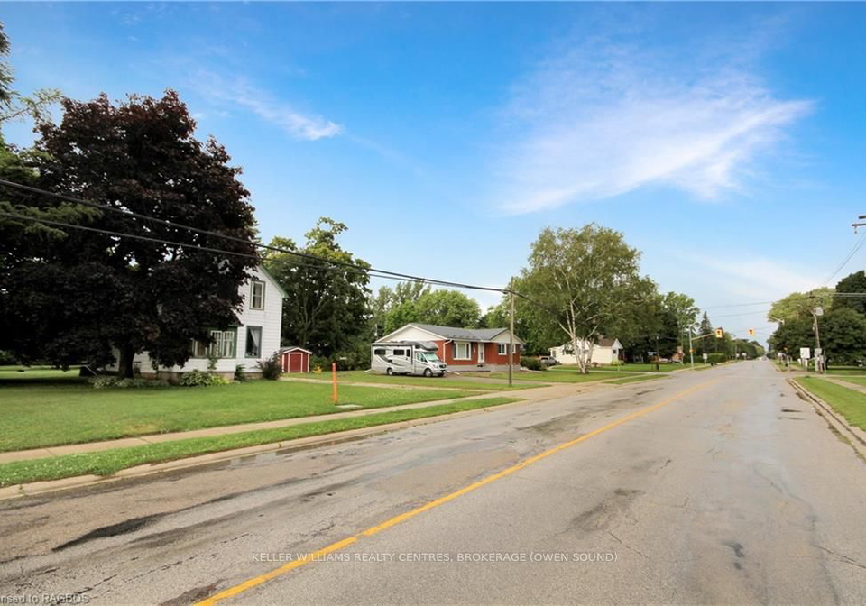 605-frank-street-south-bruce-peninsula-ontario-x10846692