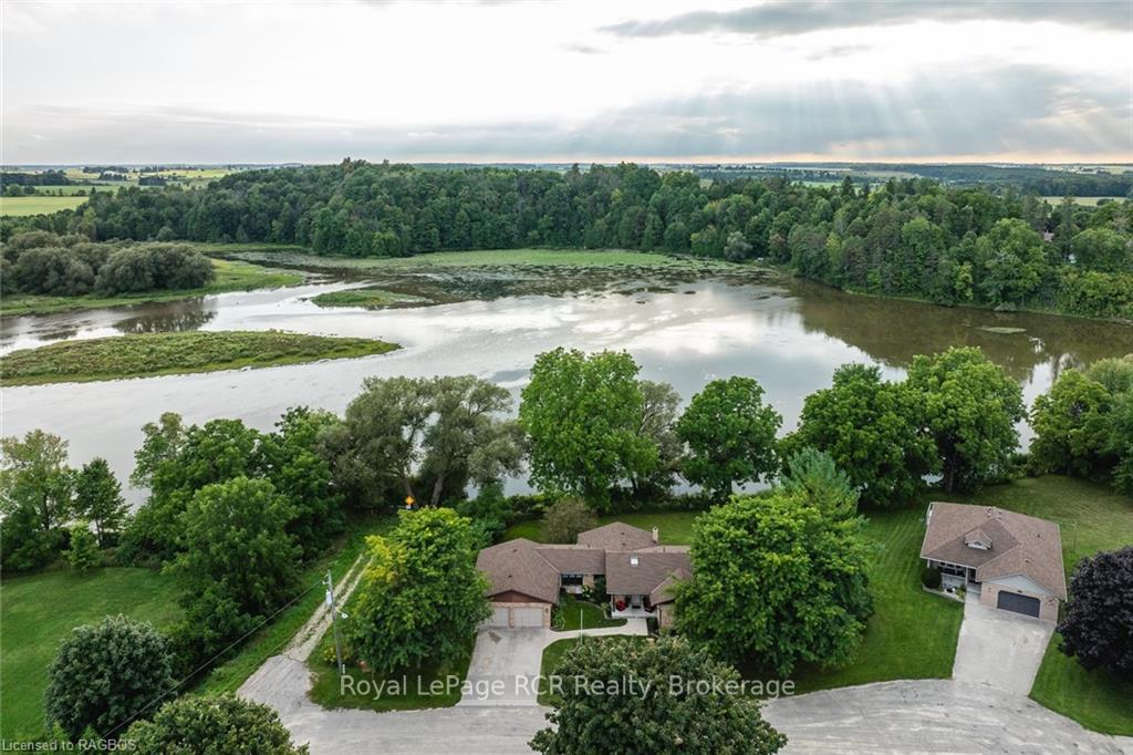 216-fisher-crescent-west-grey-ontario-x10847326