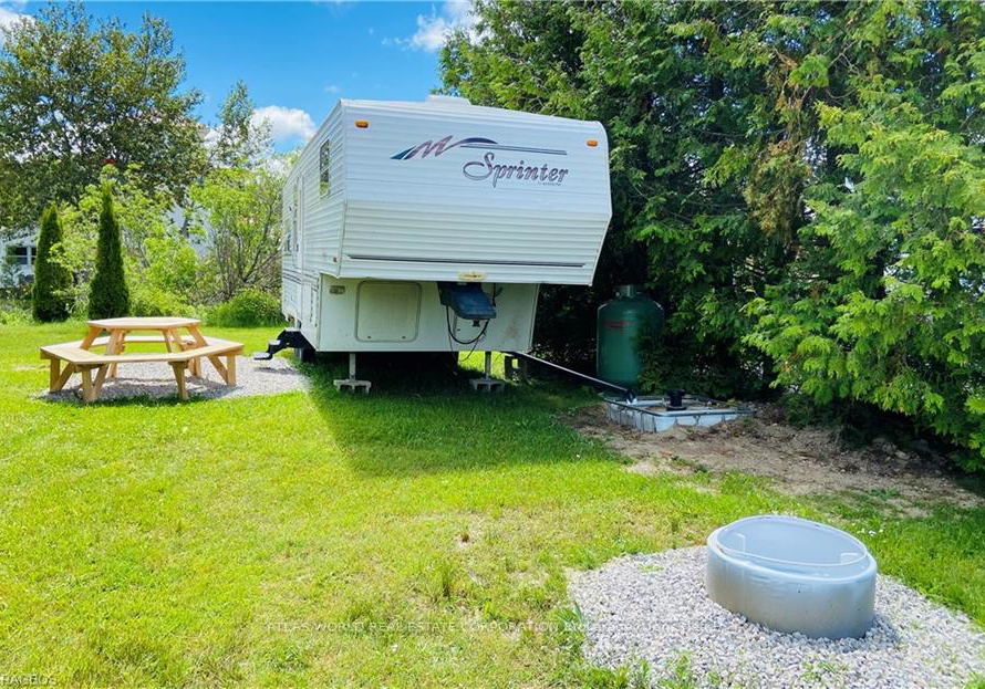 9-tamarac-road-northern-bruce-peninsula-ontario-x10850573