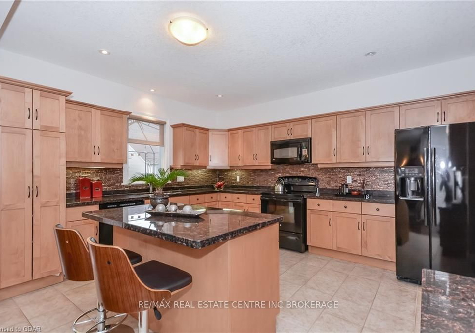 9-geddes-crescent-guelph-ontario-x11246386