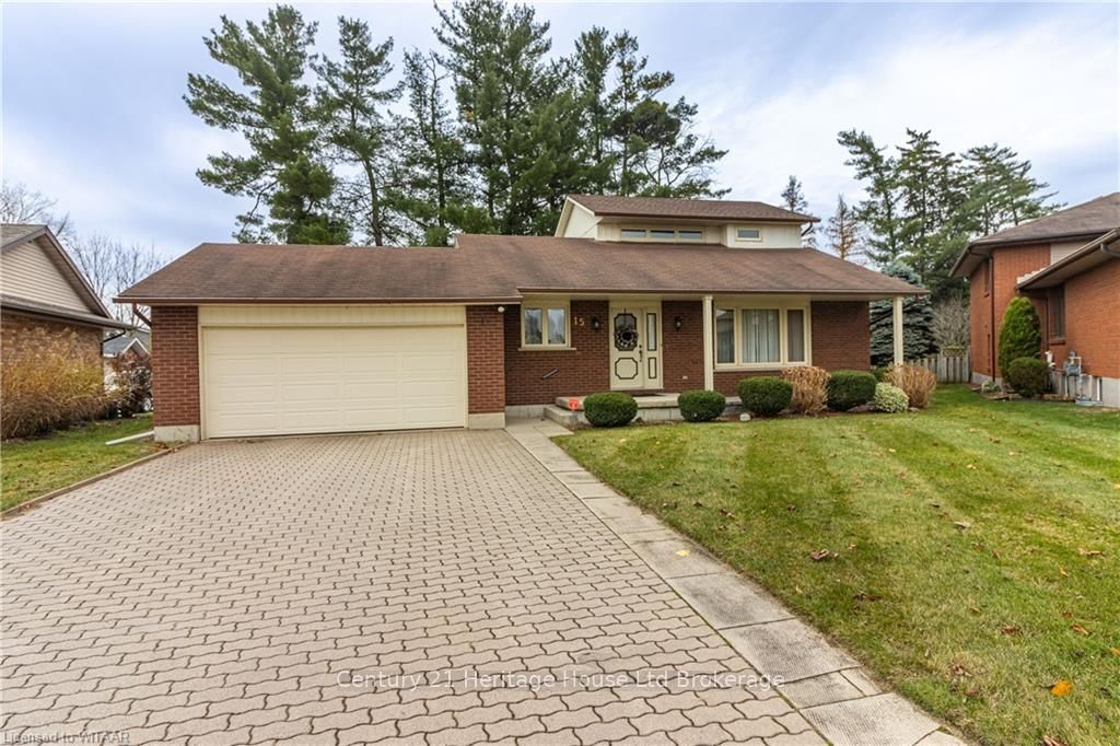 15-clear-valley-drive-tillsonburg-ontario-x11623326
