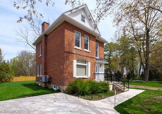 550-10th-street-a-west-owen-sound-ontario-x11823007