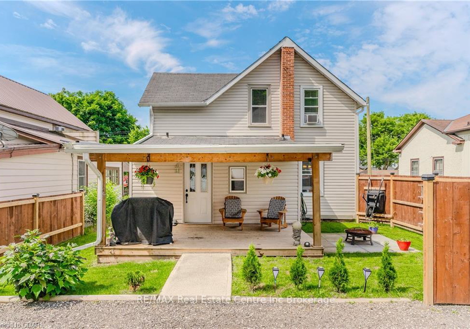 32-walnut-lane-brant-ontario-x11879895